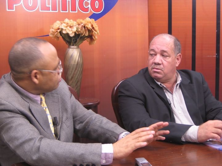 Licenciado Luis Taveras en Coctel Politico